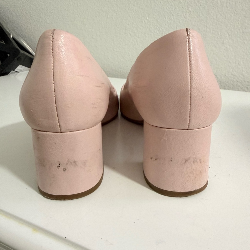 Tory Burch  Chelsea Blush Flats with Gold Emblem - Picture 5 of 9